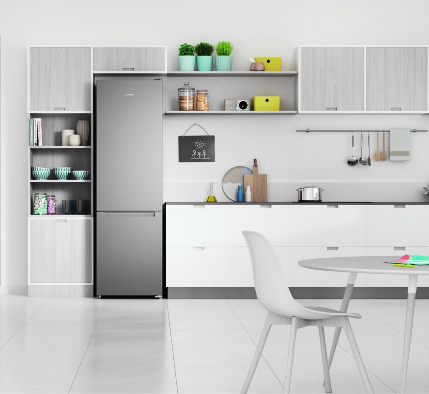 Двухкамерный холодильник Indesit ITS 4200 XB No frost, серый металлик фото 5